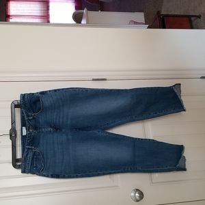 Loft curvy skinny jeans with tulip frayed hem